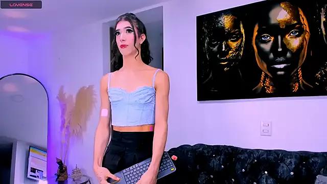 sweet_falon from StripChat