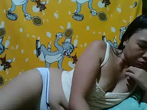 Sweet_Gera21 from StripChat