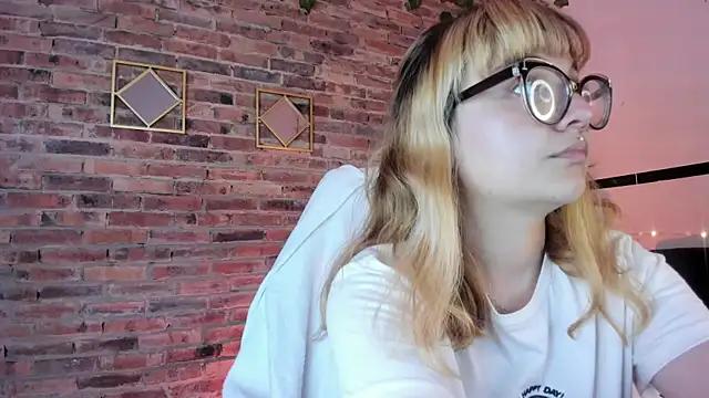 Sweet_Namii from StripChat