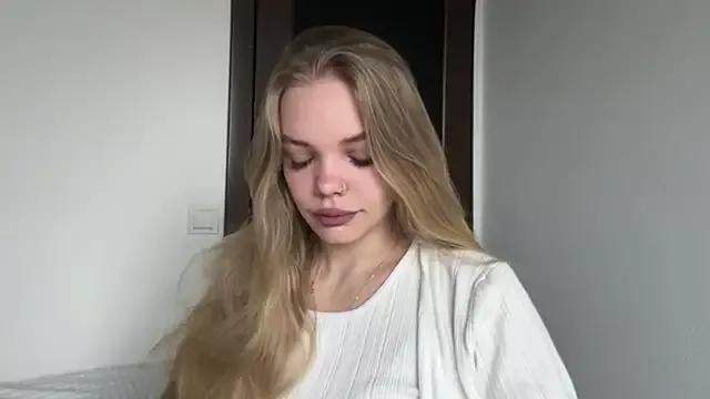 SweetAmelia69 from StripChat is Freechat