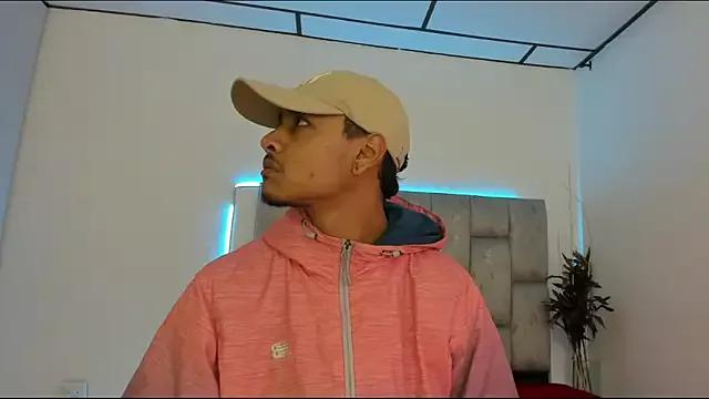 SweetAndSinful from StripChat is Freechat