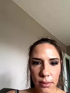 SweetBella95_ from StripChat