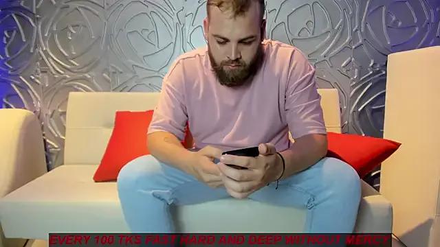 Sweetberryhot from StripChat