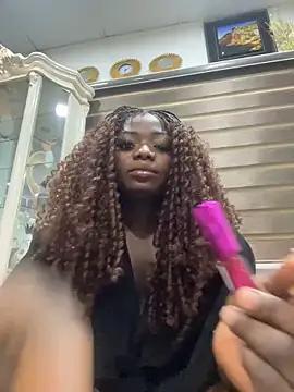 Sweetbootty from StripChat