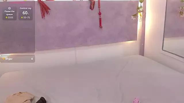 Sweetcristin from StripChat