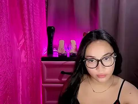 Sweetcummer_laura from StripChat