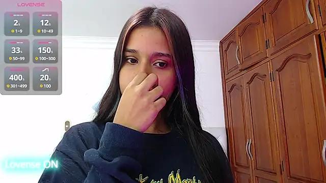 sweetebony_33 from StripChat