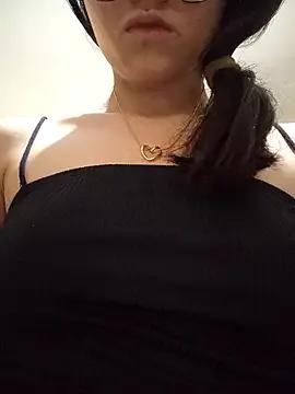 Photos of Sweetemily10 from StripChat is Freechat