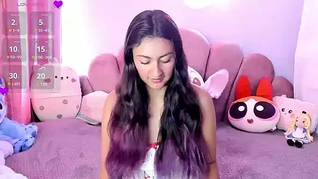 sweetfoxy_17 from StripChat is Freechat