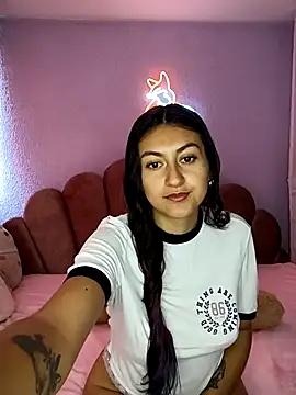 sweetfoxy_17 from StripChat
