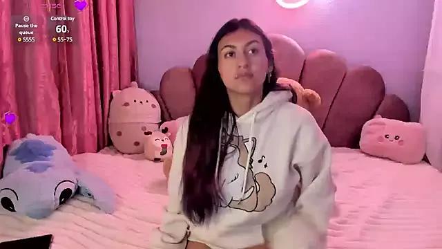 sweetfoxy_17 from StripChat