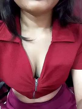 Sweetie_swali from StripChat is Freechat