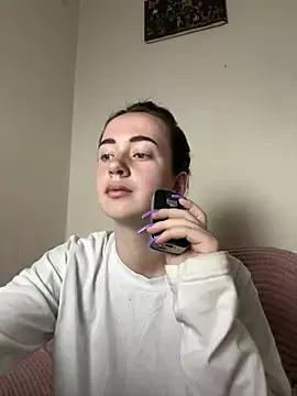 SweetieKendl from StripChat