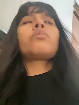 SweetieMariana from StripChat