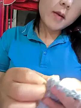 Sweetlove_77 from StripChat