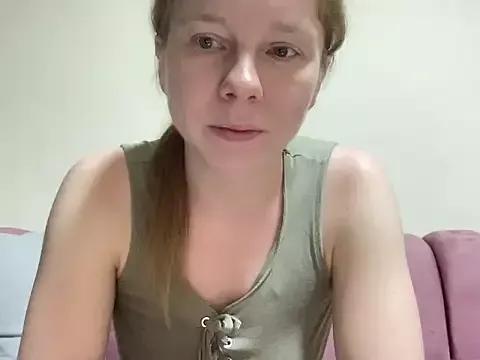 SweetLucy96 from StripChat