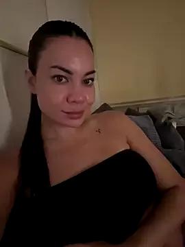 SweetMeiiii from StripChat