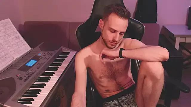 Sweetparker from StripChat