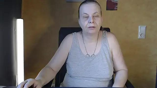 SweetPhoenix76 from StripChat is Freechat