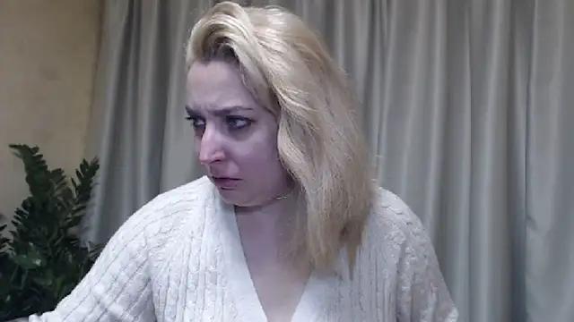 sweetpussy13 from StripChat