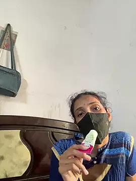 sweetreddy-02 from StripChat