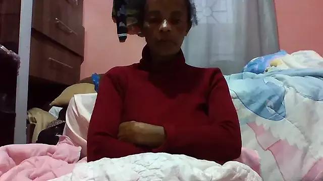 sweets_80 from StripChat