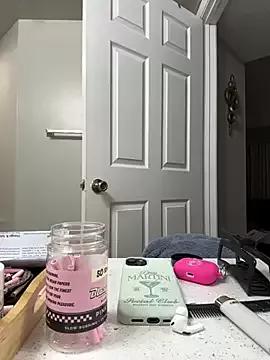 sweetsirenn from StripChat