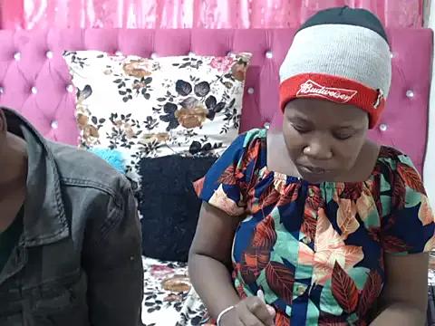 SweetSlenderChoc from StripChat is Freechat