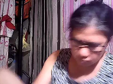 sweetsosie18 from StripChat