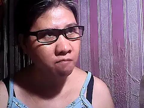 sweetsosie18 from StripChat is Freechat