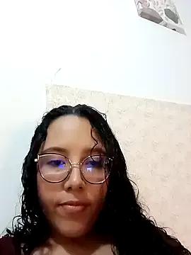sweett_Vanessaa from StripChat is Freechat