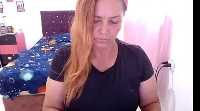 sweetxblonde from StripChat