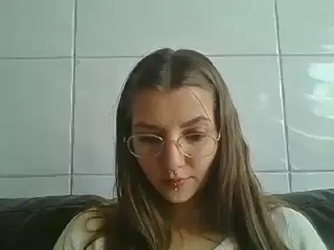 SweetyBabyDemon from StripChat