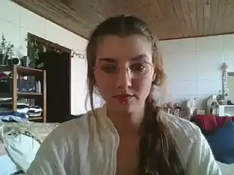 SweetyBabyDemon from StripChat