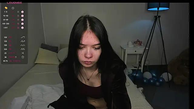 SweetyDeviliya from StripChat