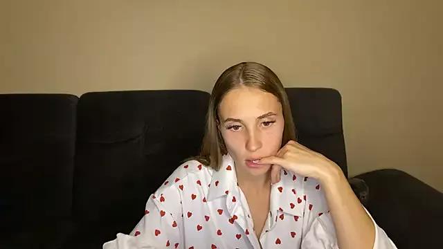 sweetymiss from StripChat