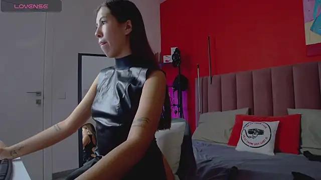 SweetySonya from StripChat