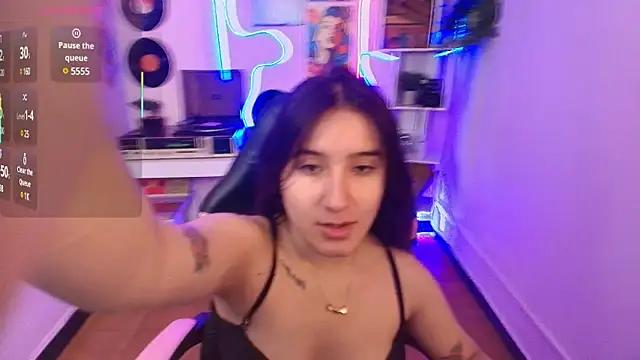 Dirty chat webcam: explore liveshows with versed models, from laying bare to fetishes, in a variety of sexy free adult webcams.