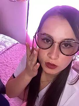 Swet_Violet webcams show profile image 