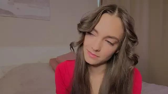 SynnoveBaber from StripChat