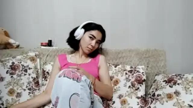 TAG_MIGGI from StripChat