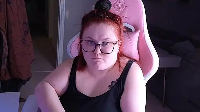 TallulahRose-x from StripChat