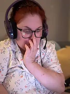 TallulahRose-x from StripChat