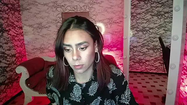Tamarafox_v_ from StripChat is Freechat