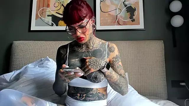 tamarapervert from StripChat is Freechat