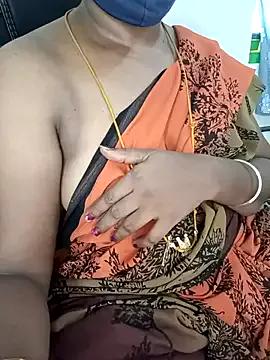 Tamil-hotwife from StripChat is Freechat