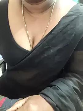 Photos of Tamil-riya from StripChat is Freechat