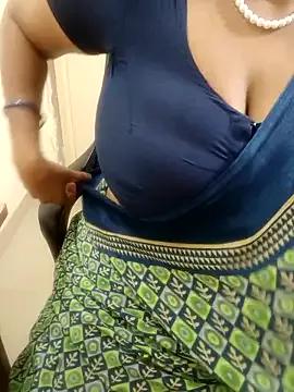 Tamil_aishu09 from StripChat is Freechat