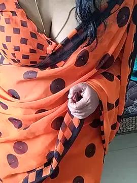 tamil_chitra12 from StripChat is Freechat