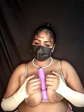 Tamil_KaamaKanni webcams show profile image 